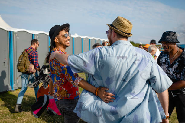 Best Portable toilet rental cost  in Newark, NJ